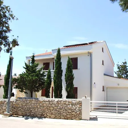 Seni Apartment