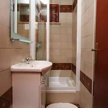 Apartment Seni *