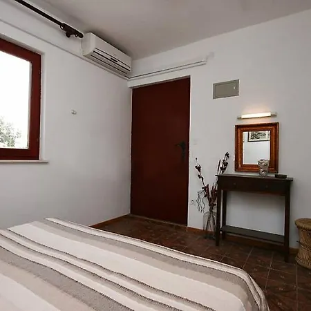 Seni Apartment Mandre