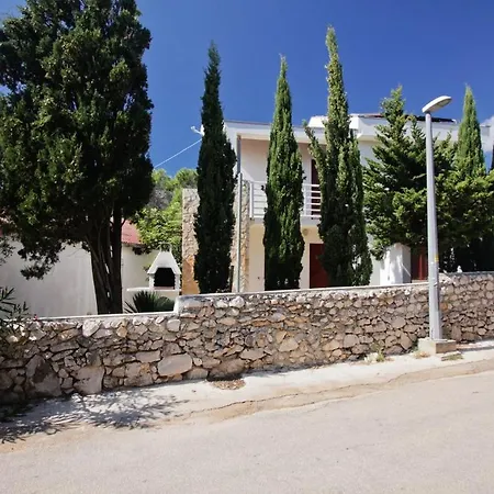 Seni Apartment